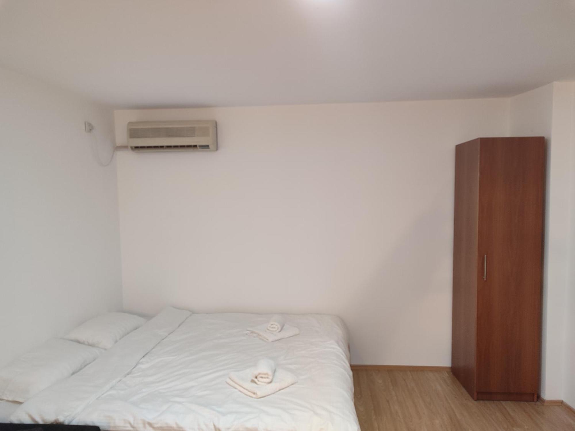 Ni Apartmani Hub מראה חיצוני תמונה