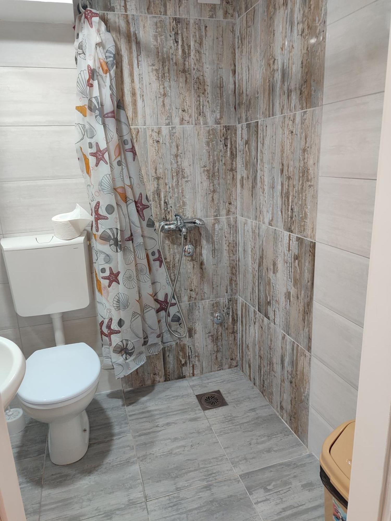 Ni Apartmani Hub מראה חיצוני תמונה
