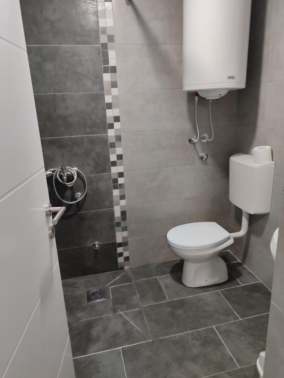 Ni Apartmani Hub מראה חיצוני תמונה