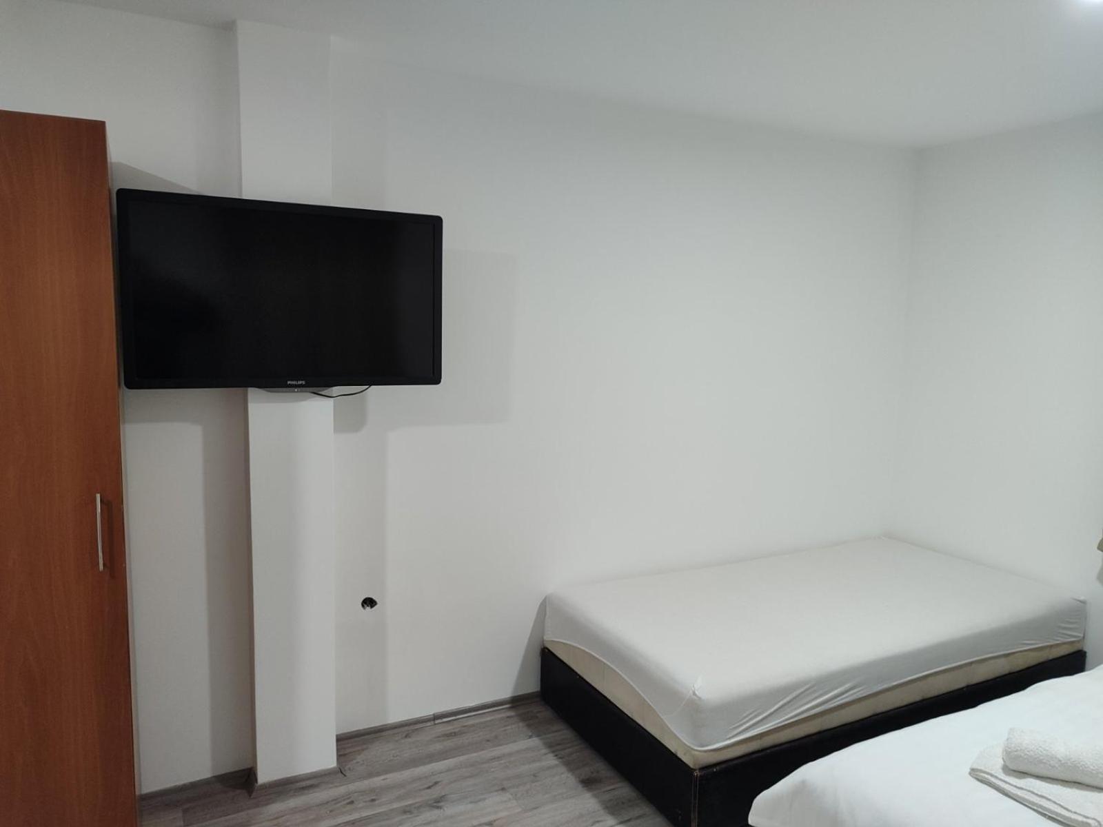 Ni Apartmani Hub מראה חיצוני תמונה
