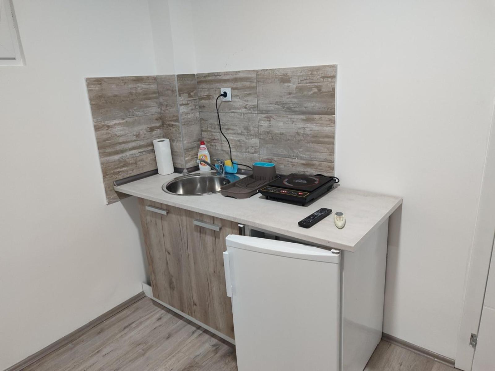 Ni Apartmani Hub מראה חיצוני תמונה