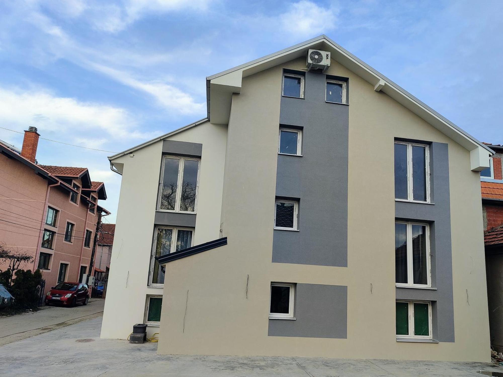 Ni Apartmani Hub מראה חיצוני תמונה